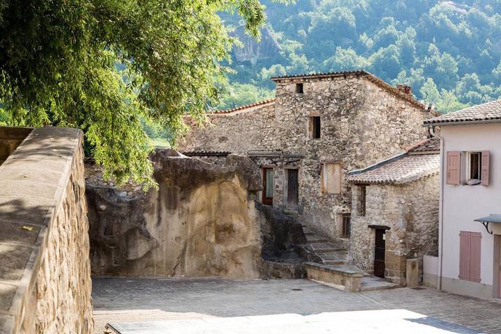Hôtel pour 2 personnes, avec terrasse et vue à Annot - 4