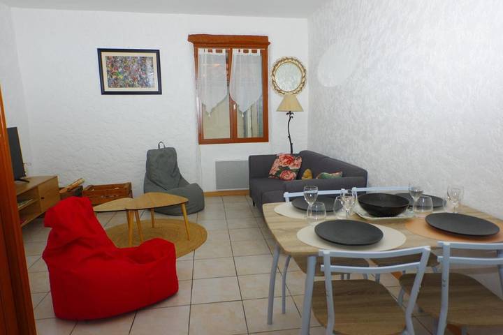 Location de vacances pour 4 personnes, avec vue à Prats-de-Mollo-la-Preste