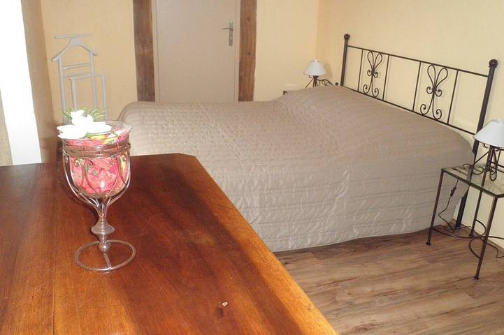 Location de vacances pour 8 personnes, avec jardin et terrasse, animaux acceptés à Collonges-la-Rouge - 3