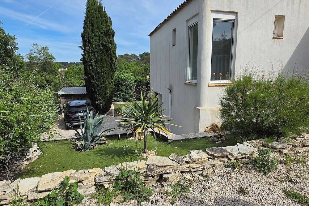 \"Skyline\" Family house in Provence, quiet, comfortable 8 persons in Gréasque, Mittelmeerküste (Frankreich)