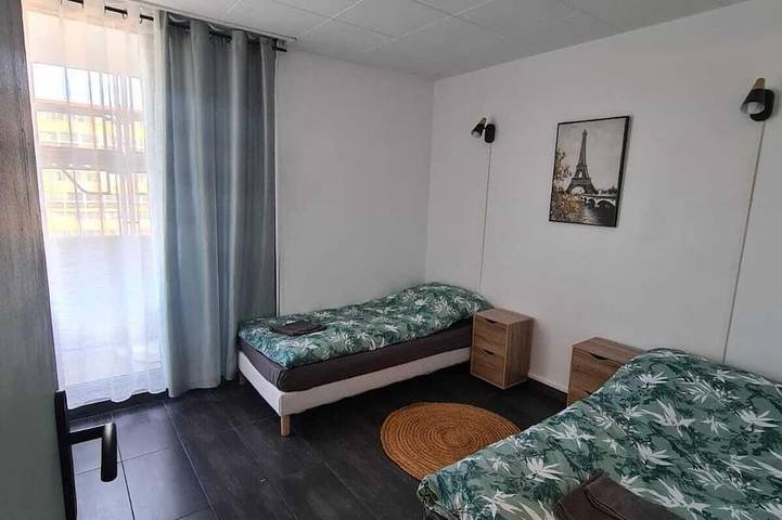 Gîte pour 6 personnes, avec jacuzzi, animaux acceptés à Massy - 3