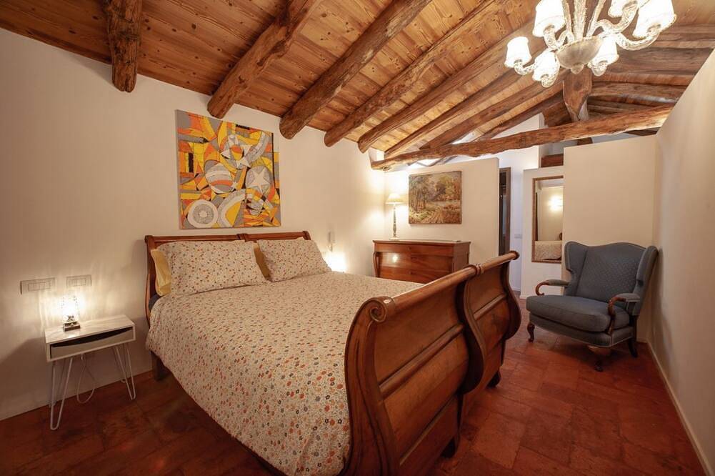 Ganze Wohnung, The Cleric. New/ Ac/Lake Views/Terrace/Parking in Rovenna, Cernobbio