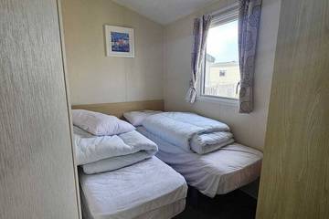Static Caravan for 8 People in Camber, Rother, Photo 4