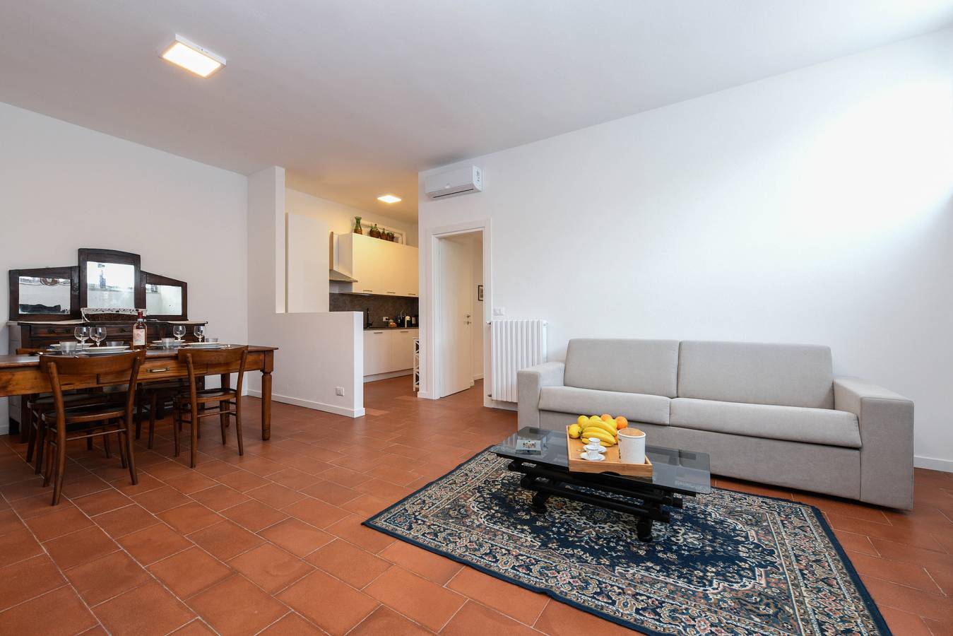 Apartamento entero, Isi a Salò By Bookinggardalake in Saló, Montañas Garda