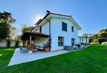 Casa rural para 11 personas, con jardín en Ribadesella