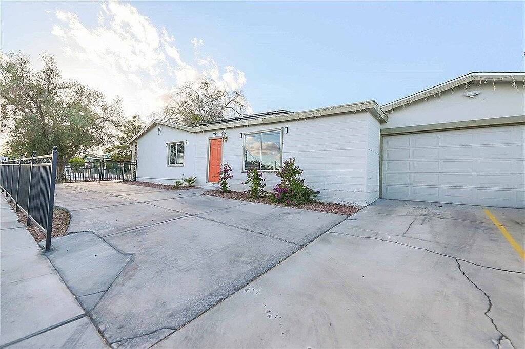 Ganze Wohnung, Spacious 1 Bedroom Studio with Private Bath & Kitchenette in Las Vegas, Nevada