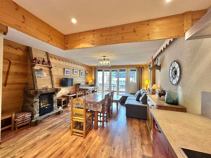Gîte pour 6 personnes, avec terrasse dans Col De Vars Vars Station De Ski - 3