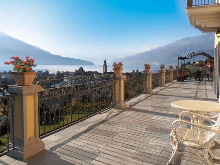 Location de vacances pour 6 personnes, avec piscine ainsi que terrasse et jardin à Domaso - 2