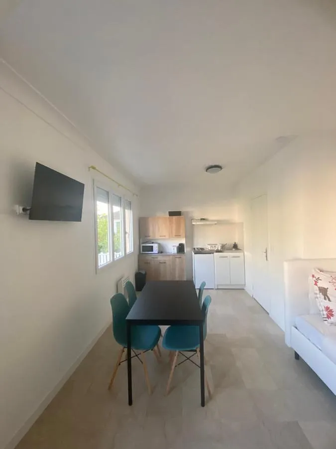 Apartamento de vacaciones para 5 personas, con vistas y jardín - 1