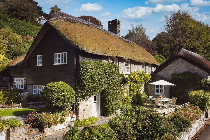 Cottage for 10 people, with terrace and garden, with pets - 1