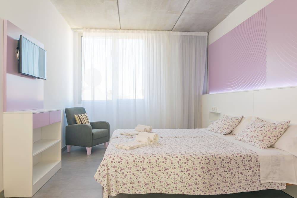 Villa Mar 18 - Neun Schlafzimmer Chalet, Schläft 18 in Can Picafort, Santa Margalida