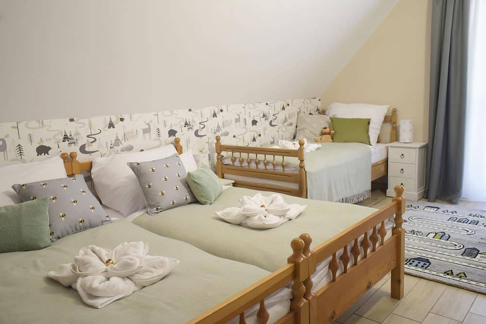 Family vacation apartment with children's room and billiard room, the in Balatonfüred, Balatonfüredi járás