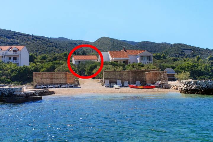 Ganze Wohnung, 2-Zimmer-Ferienwohnung am Strand Kneza (Korcula) -a in Račišće (Dalmatien), Korcula