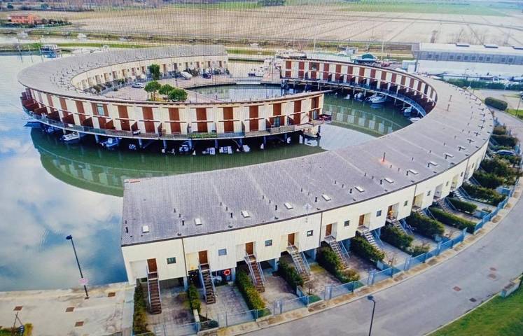 Casa vacanza per 3 persone, con Balcone e Terrazza nonché Giardino e Panorama a Ravenna