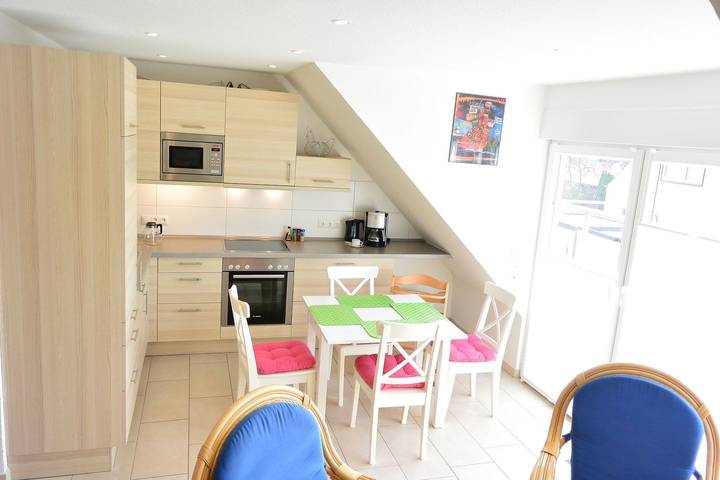 Ferienwohnung für 2 Personen, mit Balkon in Norddeich - 2