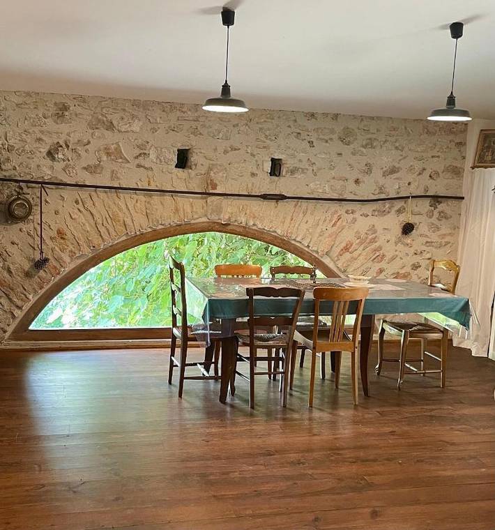 Location de vacances pour 6 personnes, avec piscine ainsi que vue et jardin à Cenne-Monestiés - 4