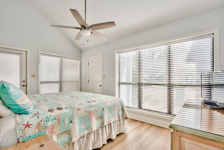 Villa for 6 people, with terrace and pool in Emerald Coast