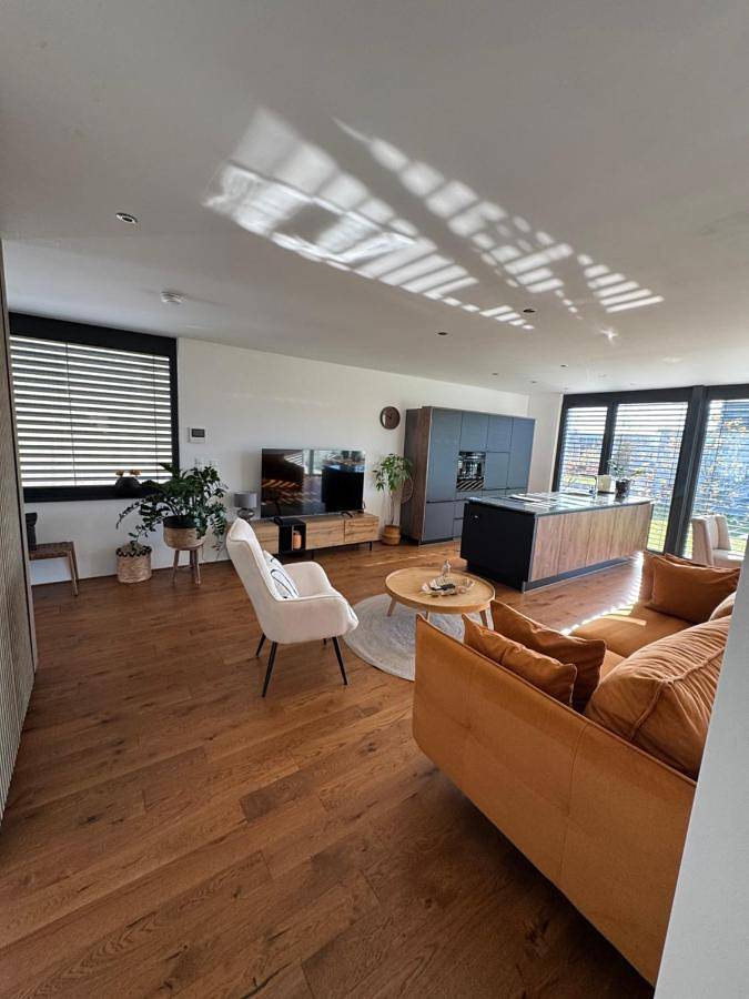 Ferienwohnung für 8 Personen, mit Balkon und Terrasse sowie Garten in Dornbirn - 2
