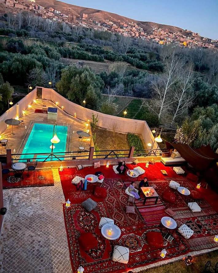 Hôtel pour 2 personnes, avec jardin et balcon ainsi que piscine et vue