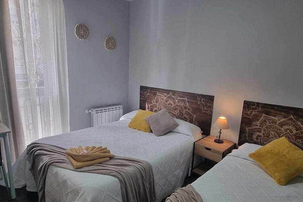 Appartement entier, The Dream Of Quixote. Triple Room Cm+Single Bed in Alcalá de Henares, Communaute de Madrid