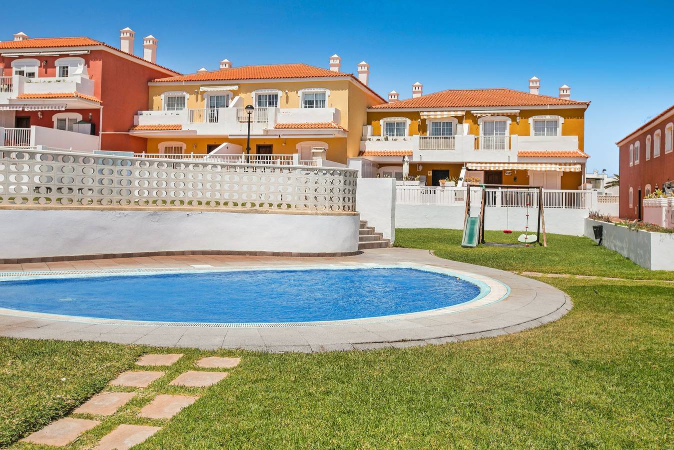 Appartement entier, Appartement Porís, proche plage, avec piscine partagée et Wi-Fi in Porís de Abona, Tenerife du Sud