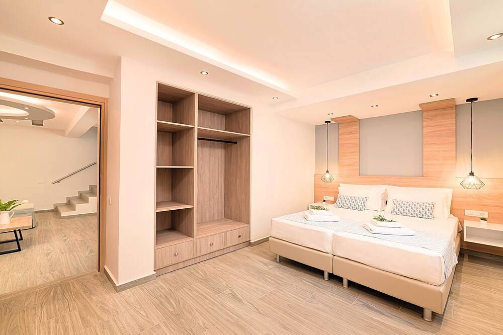 Moonlight Maxima Villa 2 Heated Pools 30 guests in Chania region