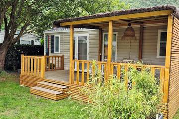 Mobil home pour 4 personnes à Gère-Bélesten