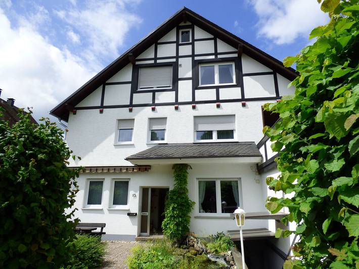 Ferienwohnung für 7 Personen, mit Terrasse und Garten in Assinghausen