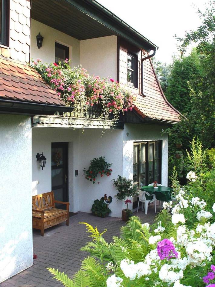Ferienwohnung für 4 Personen, mit Terrasse und Garten sowie Ausblick in Bad Elster