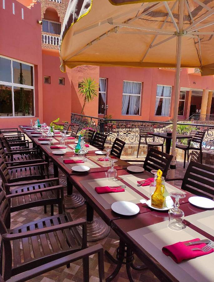 Hôtel pour 3 personnes, avec vue ainsi que piscine et jardin à Tiznit - 3