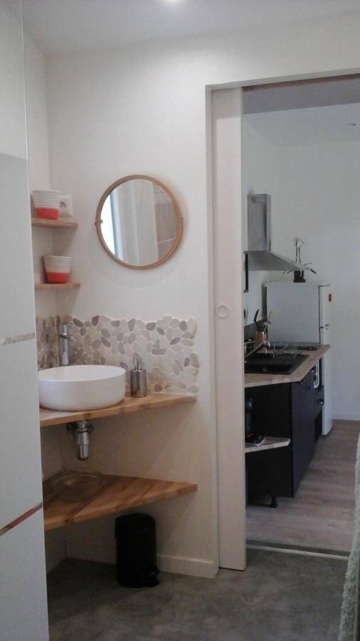 Appartement entier, One-Bedroom Apartment in Saint-Pierre-d'Aurillac, Région de Langon