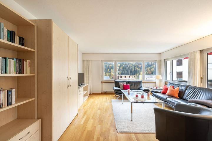 Geheel appartement, Vakantieappartement voor 4 personen met balkon in Scuol, Lower Engadine
