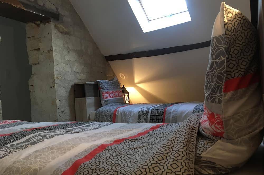 Extension d'une longère du Xviiie siècle in Oise