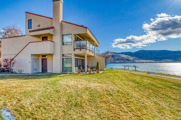 Gîte pour 6 personnes, avec jacuzzi ainsi que balcon et piscine à Chelan