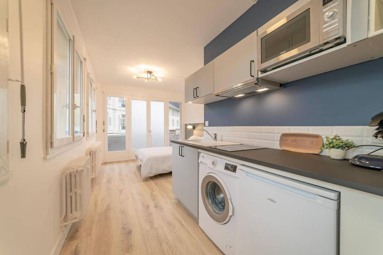 Appartement entier, Apparthotel-gare-chambery in Chambéry, Région de Chambéry