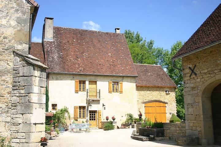 Location de vacances pour 8 personnes, avec Jardin à Ruffey-sur-Seille