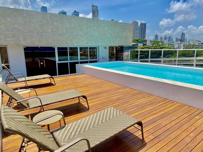 Ganze Wohnung, Ferienwohnung für 4 Personen mit Pool in Cabo Branco, João Pessoa