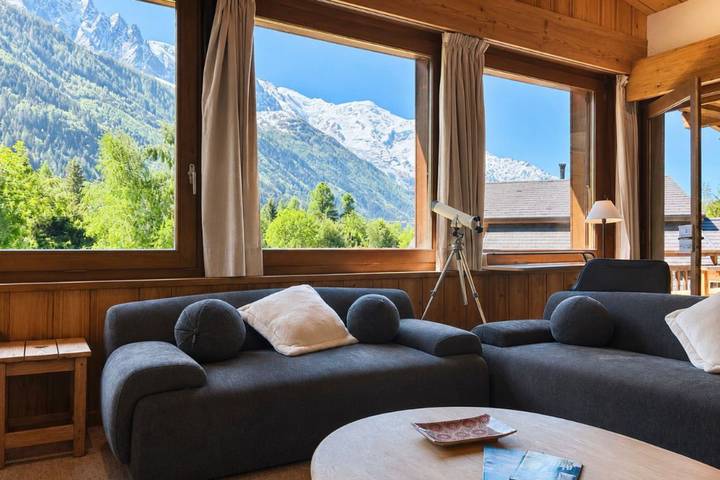 Gîte pour 11 personnes, avec terrasse et jardin dans Mer de Glace - 4