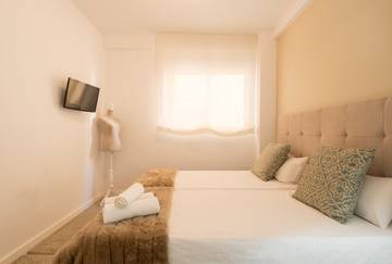 Apartment for 8 People in Soho, Malaga, Photo 4