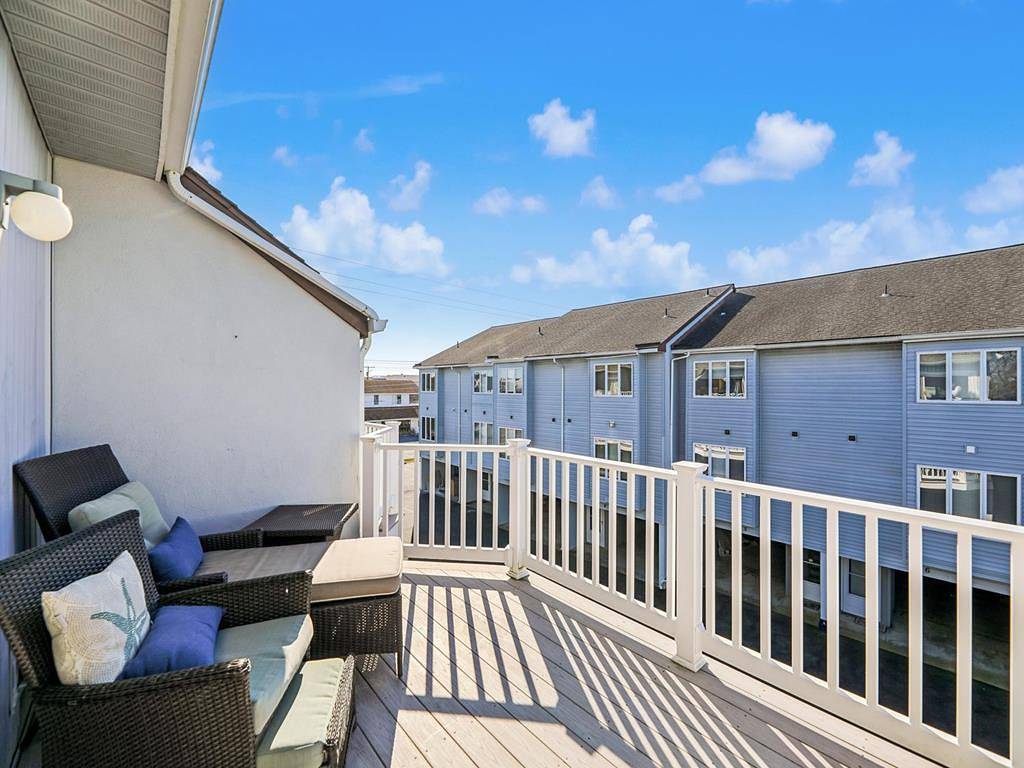 39722 Beach Pebble Square - Unit 7 in Sussex County (Delaware)