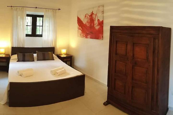 Beautiful Villa in front of the sea. House in first line of sea. in Cala Pada, Santa Eulària des Riu