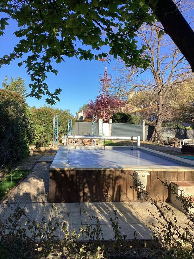 Ferienhaus für 8 Personen, mit Pool und Garten, kinderfreundlich