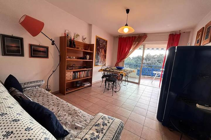 Gîte pour 4 personnes, avec jardin dans Plage D Aigue Bonne