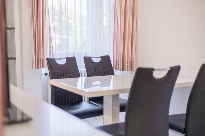 Apartamento entero, Apartamento de vacaciones para 4 personas con balcón in Immenstaad am Bodensee, Region Bodensee-Oberschwaben