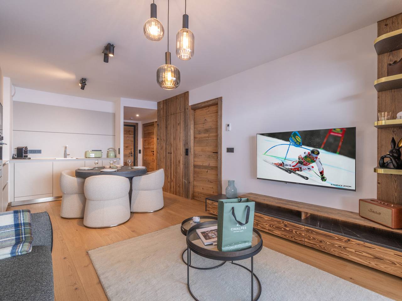 Appartement entier, Appartement élégant au cœur d'Huez, proche pistes, 4 personnes in Huez, Parc national des Écrins