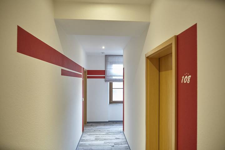 Hotel für 2 Personen, mit Balkon in Bühl - 4