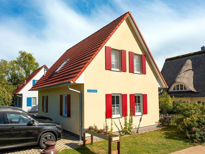 Ferienhaus mit Meerblick für 8 Personen, mit Terrasse und Garten sowie Sauna in Niendorf an der wohlenberger wiek (Ostsee)