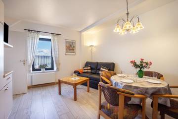Ferienwohnung '3-Raum Fw 2' mit Gemeinschaftsgarten und Wi-Fi