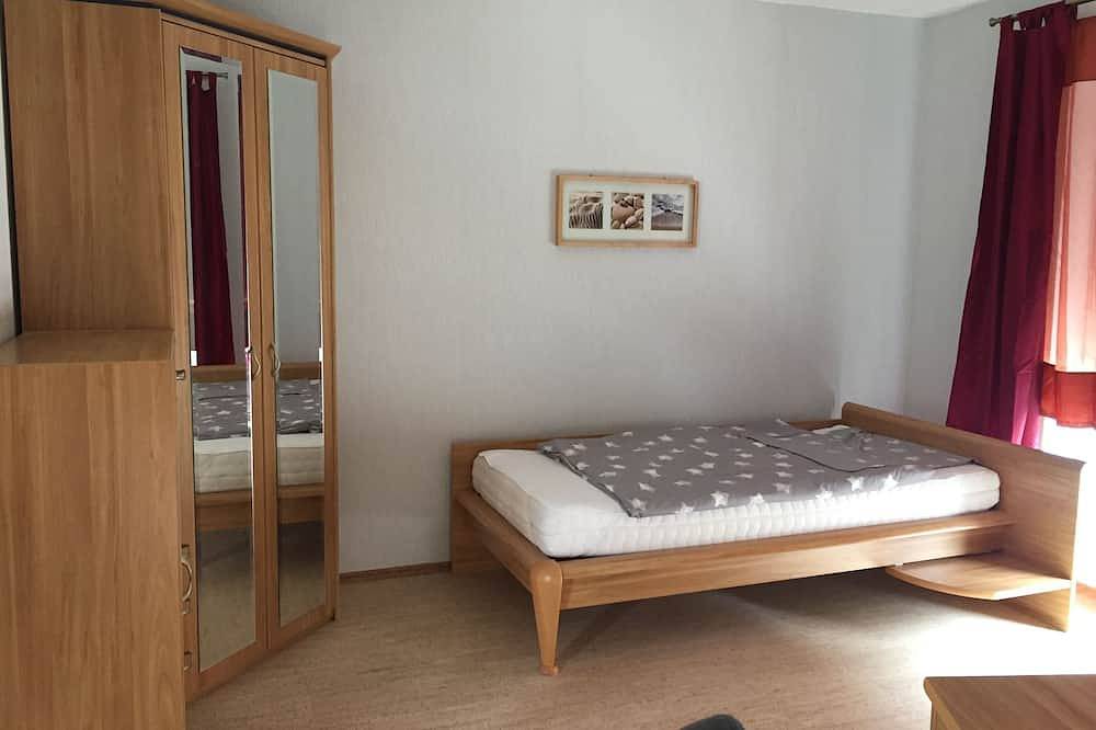 Appartamento intero, Appartamento \"bagno Leuker\" con 110m² per 3 persone al primo piano, il quarto persona possibile in Bad Schönborn, Kraichgau