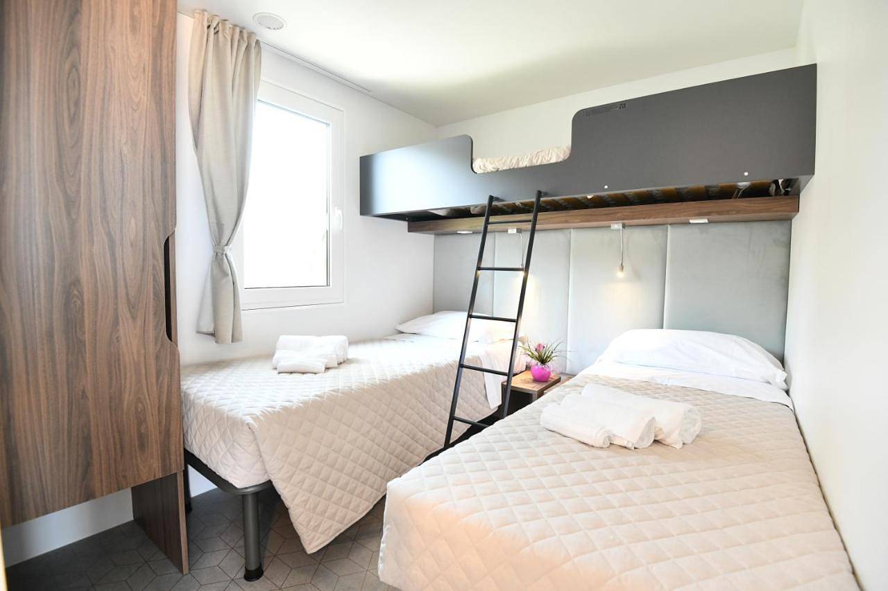 Camping Villaggio Calypso in Cupra Marittima, Riviera delle Palme